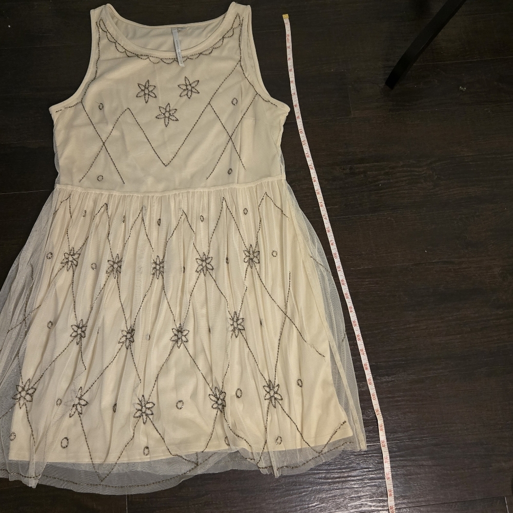 Lauren Conrad Dress✨ #Spring Fashion #Style #Design - Picture 3 of 12